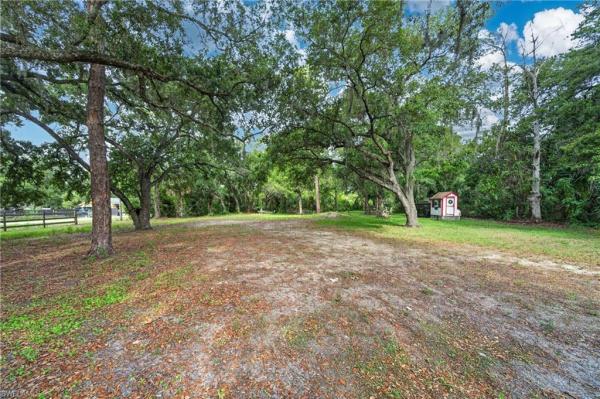 North Fort Myers No HOA, 11751 Deal Rd, North Fort Myers, Florida 33917, image 3