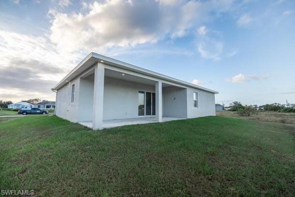 Lehigh Acres, 2911 SW 48th St, Lehigh Acres, Florida 33976, image 2