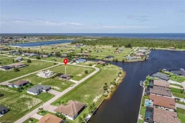 Cape Coral Residential, 4204 39th St, Cape Coral, Florida 33993, image 3