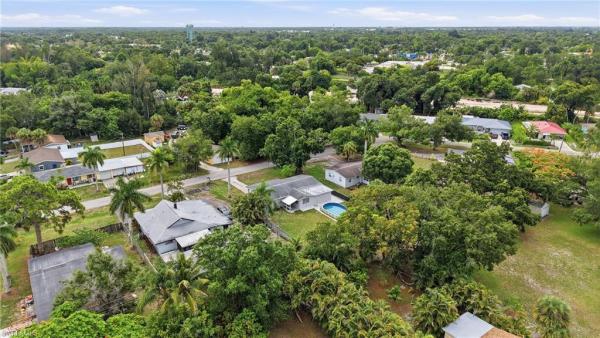 Fort Myers Residential, 372 Altamont Ave, Fort Myers, Florida 33905, image 2