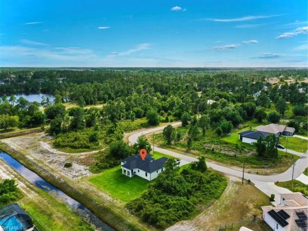 Lehigh Acres Residential, 1023 S Bank Ave, Lehigh Acres, Florida 33974, image 2