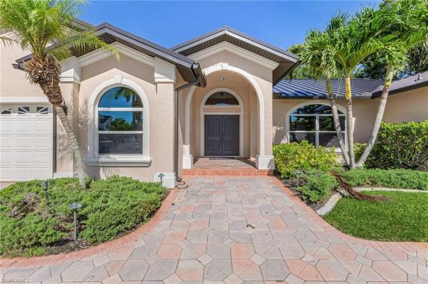 Buttonwood Harbor, 12641 Panasoffkee Dr, North Fort Myers, Florida 33903, image 1