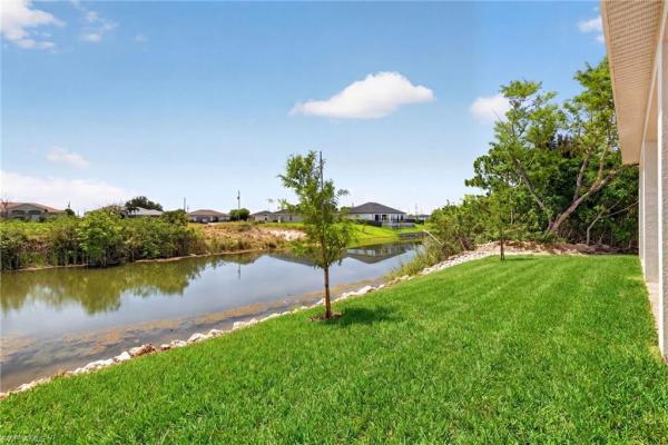 Cape Coral Residential, 2032 2nd Ave, Cape Coral, Florida 33993, image 3