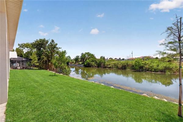 Cape Coral Residential, 2032 2nd Ave, Cape Coral, Florida 33993, image 2
