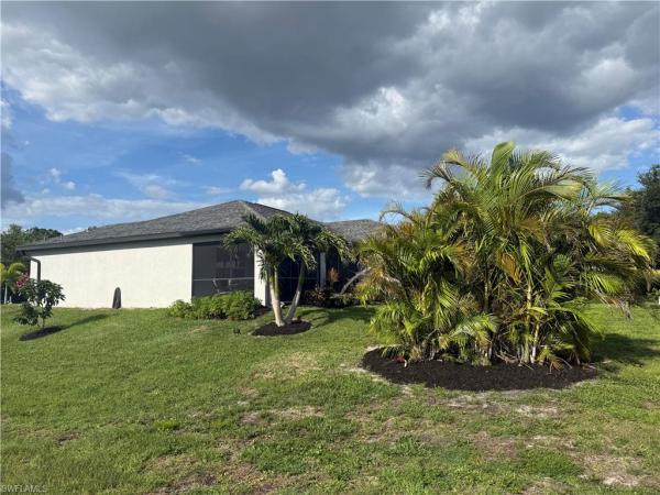 Cape Coral, 3620 42nd Ter, Cape Coral, Florida 33993, image 2
