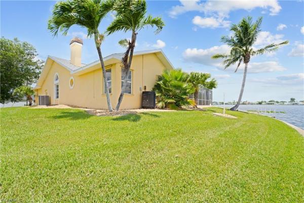 Cape Coral Residential, 102 9th St, Cape Coral, Florida 33991, image 3