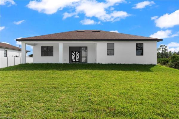 Lehigh Acres, 4100 SW 8th St, Lehigh Acres, Florida 33976, image 3