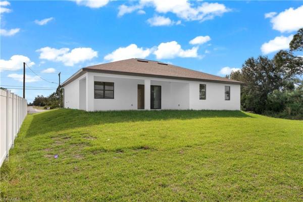 Lehigh Acres, 4100 SW 8th St, Lehigh Acres, Florida 33976, image 2