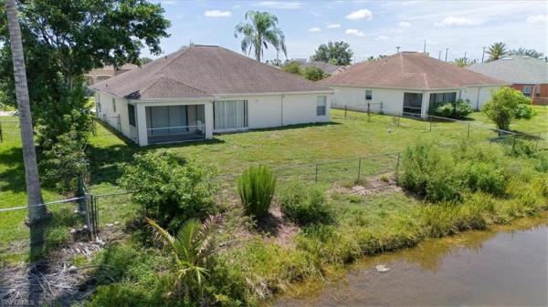 Lehigh Acres Residential, 4664 Varsity Cir, Lehigh Acres, Florida 33971, image 2