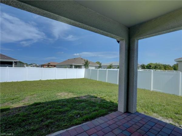 Cape Coral, 328 24th Pl, Cape Coral, Florida 33991, image 3