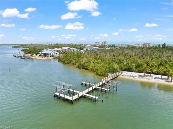 Sea Grape Bay, 345 Mango St #605, Fort Myers Beach, Florida 33931, image 2
