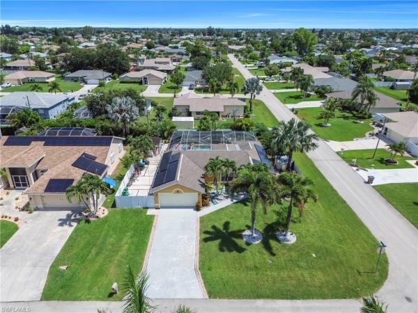 Cape Coral, 427 19th Ter, Cape Coral, Florida 33990, image 1
