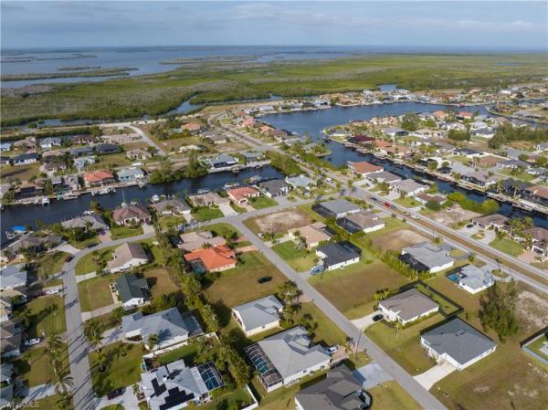 Cape Coral, 3725 4th Ln, Cape Coral, Florida 33991, image 1