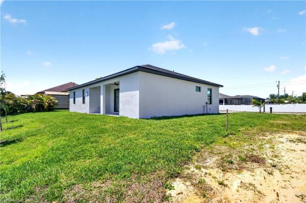 Cape Coral Residential, 618 12th St, Cape Coral, Florida 33909, image 1