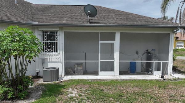 Lehigh Acres, 606 Lincoln Ave, Lehigh Acres, Florida 33972, image 3