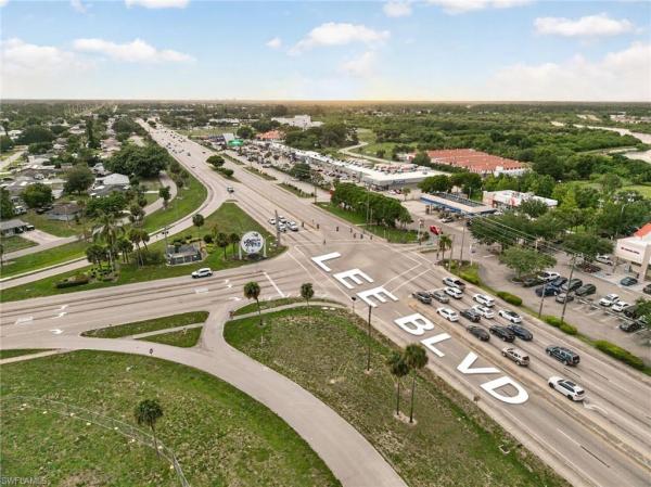 Lehigh Acres, 208 Redcliff Ave, Lehigh Acres, Florida 33936, image 1
