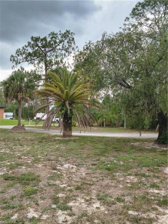 Lehigh Acres, 1008 Cortez Ave, Lehigh Acres, Florida 33972, image 3