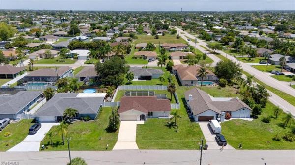 Cape Coral Residential, 623 31st Ln, Cape Coral, Florida 33904, image 2