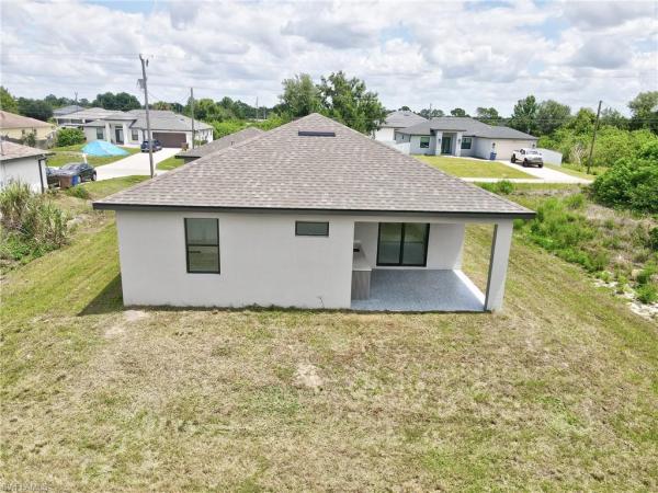 Lehigh Acres, 4109 SW 17th St, Lehigh Acres, Florida 33976, image 3