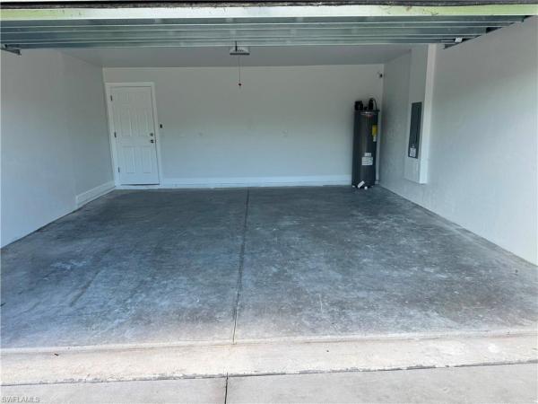 Lehigh Acres, 3707 SW 32nd St, Lehigh Acres, Florida 33976, image 3