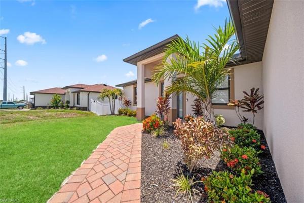 Cape Coral Residential, 317 E Kismet Pkwy, Cape Coral, Florida 33909, image 2