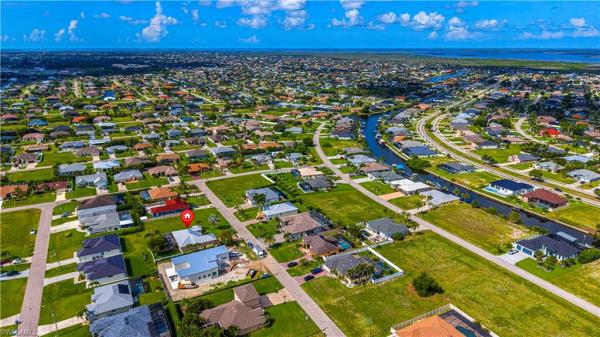 Cape Coral, 2529 23rd Pl, Cape Coral, Florida 33914, image 3