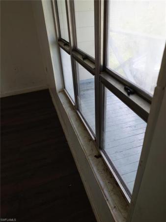 Schoolview Homes, 3316 Armstrong Ct, Fort Myers, Florida 33916, image 2