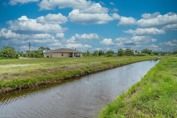 Lehigh Acres, 5054 Benton St, Lehigh Acres, Florida 33971, image 2