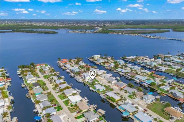 Island Harbors, 2742 Bruce St, Matlacha, Florida 33993, image 3