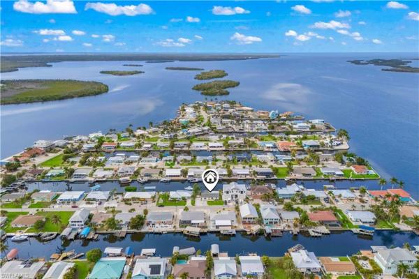Island Harbors, 2742 Bruce St, Matlacha, Florida 33993, image 2