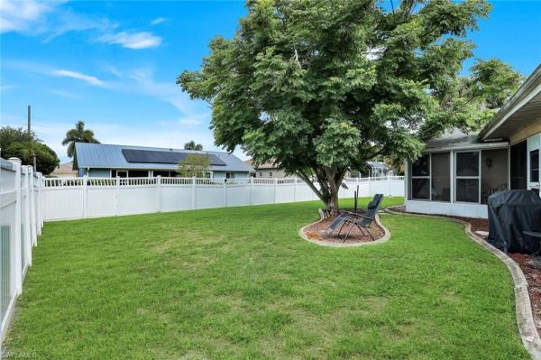 Willow Creek, 13481 Red Maple Cir, North Fort Myers, Florida 33903, image 1