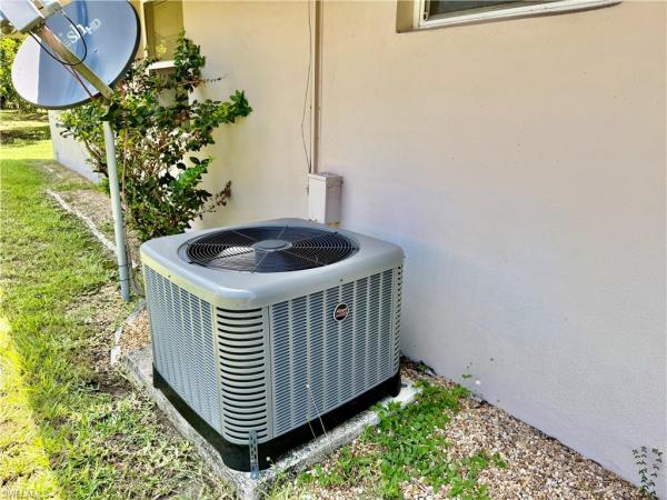 Golfwood, 217 Oaklawn Ct, Lehigh Acres, Florida 33936, image 2