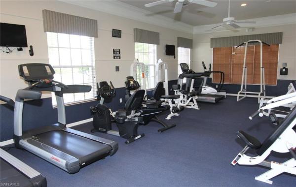 8155 Pacific Beach Dr, Fort Myers, Florida 33966, image 1