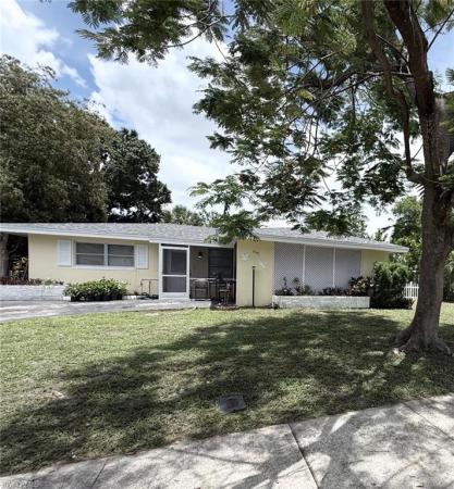 Palmlee Park, 3941 Maxine St, Fort Myers, Florida 33901, image 1