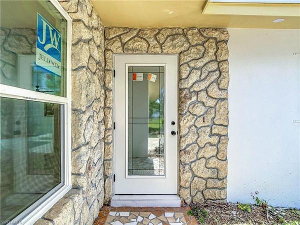 Fort Myers Shores, 2137 Saint Croix Ave, Fort Myers, Florida 33905, image 2