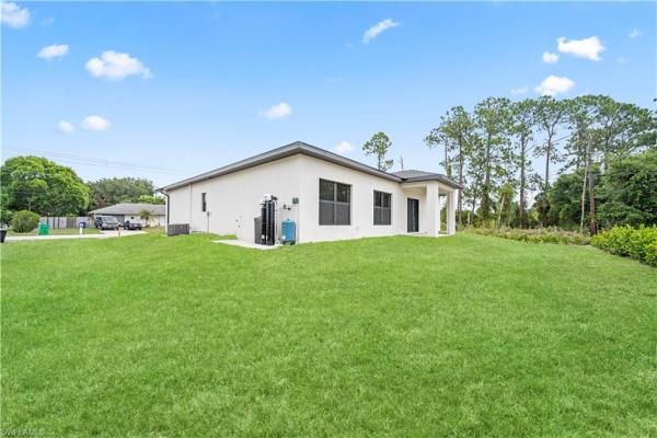 Lehigh Acres, 2602 2nd St, Lehigh Acres, Florida 33936, image 1