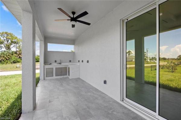 Gator Circle, 1129 E Jacaranda Pkwy, Cape Coral, Florida 33909, image 3