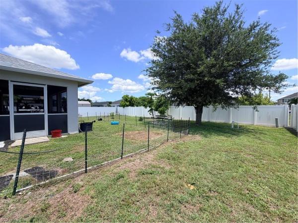 Cape Coral, 1621 14th Ter, Cape Coral, Florida 33991, image 1