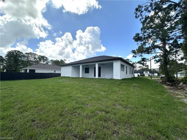Lehigh Acres, 2602 W 34th St, Lehigh Acres, Florida 33971, image 1