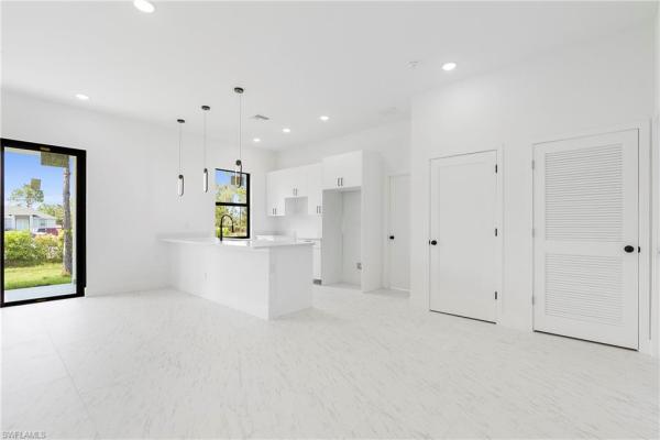 Lehigh Acres Residential, 3175 Sunshine Blvd, Lehigh Acres, Florida 33971, image 2