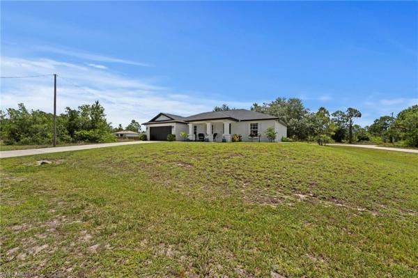 Lehigh Acres, 743 S Fuller Ave, Lehigh Acres, Florida 33974, image 1