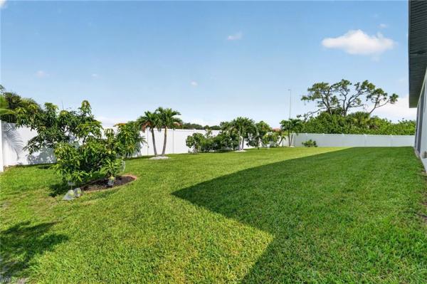 Cape Coral, 228 31st Pl, Cape Coral, Florida 33991, image 2