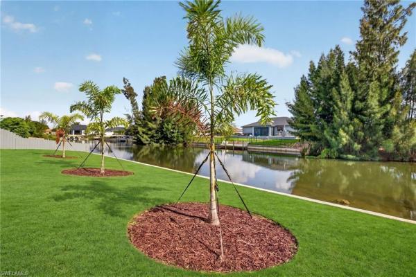Cape Coral, 633 13th St, Cape Coral, Florida 33991, image 2