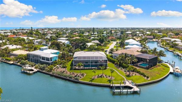 Shell Harbor, 954 Whelk Dr, Sanibel, Florida 33957, image 2