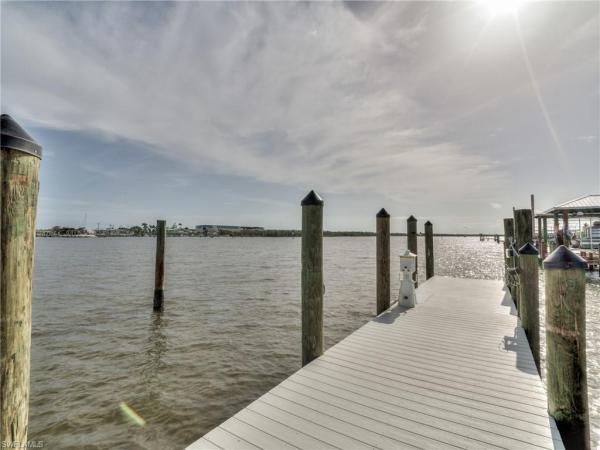 282 Delmar Ave, Fort Myers Beach, Florida 33931, image 1