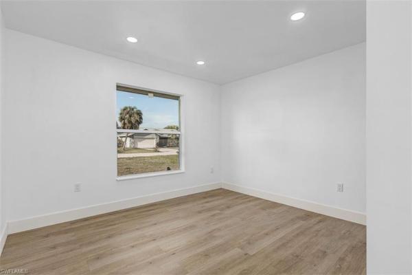 Island Park Woodlands, 6043 Birnam Wood Ln, Fort Myers, Florida 33908, image 3