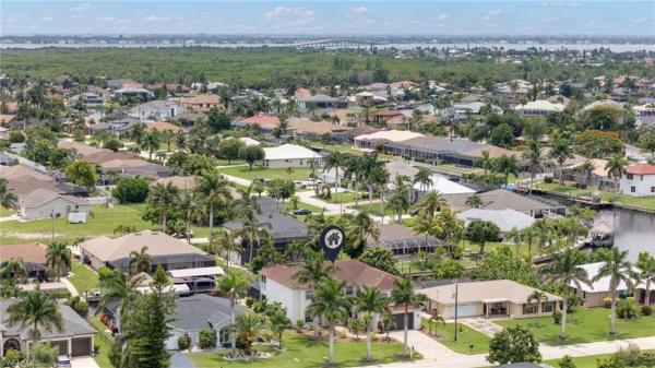 Four Mile Cove, 2021 17th Pl, Cape Coral, Florida 33990, image 2