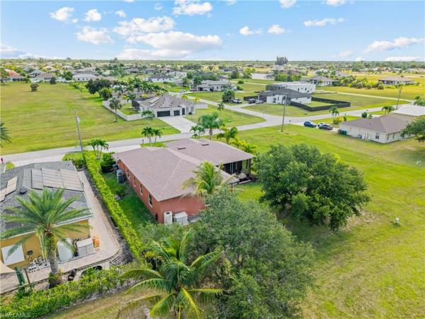 Cape Coral, 3306 16th Ter, Cape Coral, Florida 33993, image 3