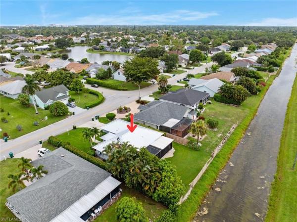Queens Park At Lago Verde, 3628 Kent Dr, Naples, Florida 34112, image 2