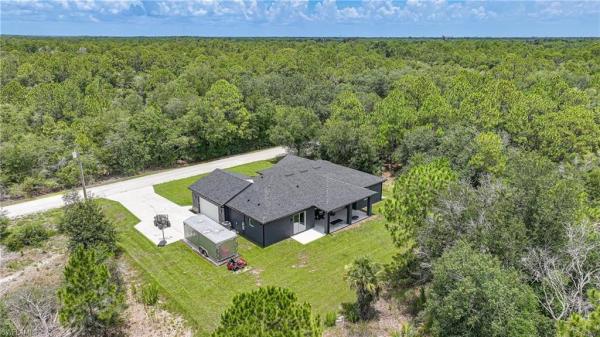 13190 Banyan Dr, Punta Gorda, Florida 33955, image 2